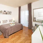 Lägenhet Beach Paradise Apartments Zadar