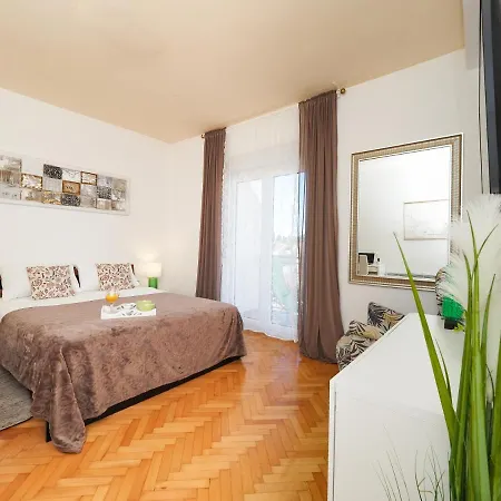 Beach Paradise Apartments * Zadar