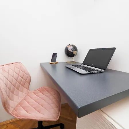 Апартаменты Paradise *