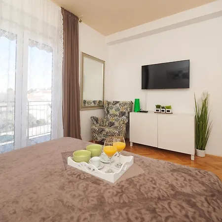 Apartment Beach Paradise Apartments
