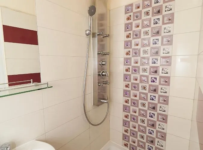 Beach Paradise Apartments