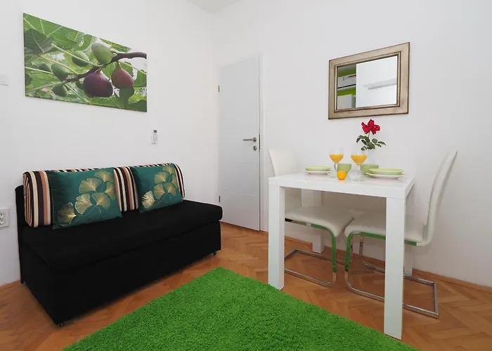 Beach Paradise Apartments